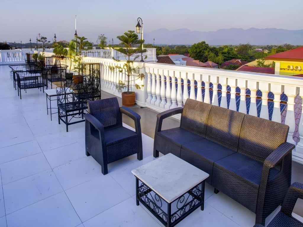 Hotel Luna Vigan Exteriör bild