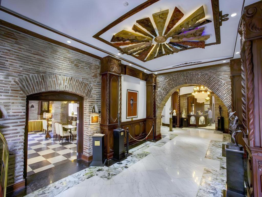 Hotel Luna Vigan Exteriör bild